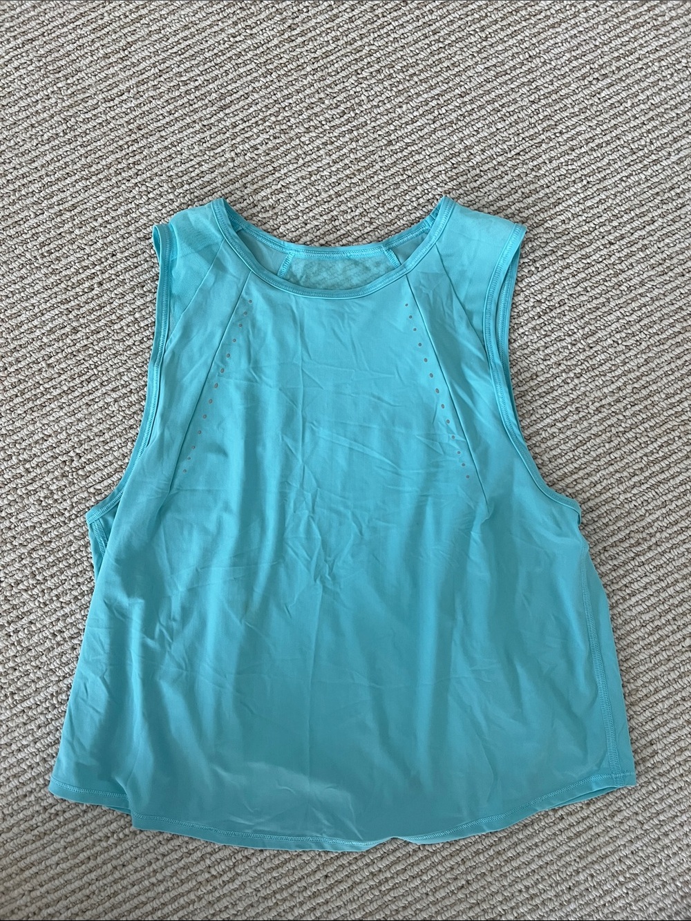 Lululemon - cropped tank top
